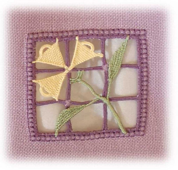 Reticella Florals – Lily Lingerie Bag